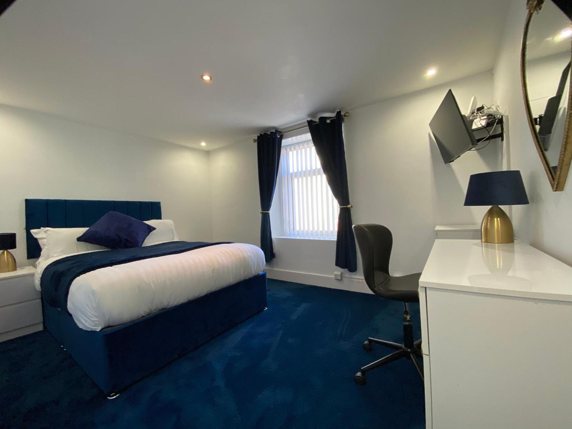 Aquarius Apartment - Sea View - Sleeps Seven Blackpool Buitenkant foto